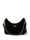 Prada Re-edition Mini Bag Aus Samt In Schwarz