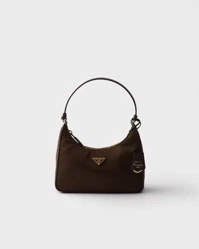 Prada Re-edition 2005 Mini Bag Aus Re-nylon In Brown