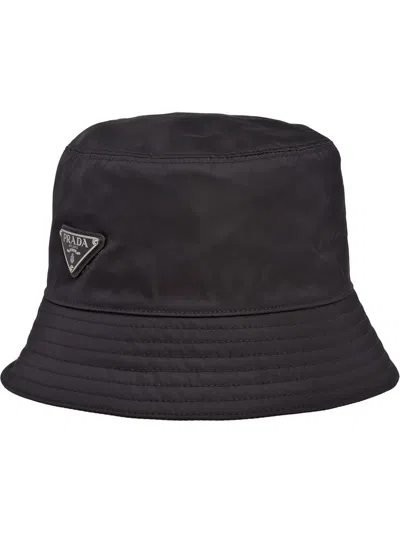 Prada Triangle Logo Re-nylon Bucket Hat In Black