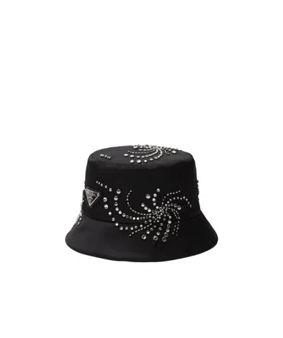Prada Re-nylon Crystal-embellished Bucket Hat In Schwarz