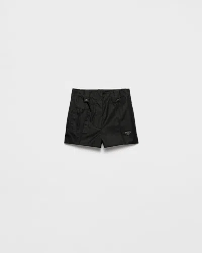 PRADA SHORTS AUS RE-NYLON