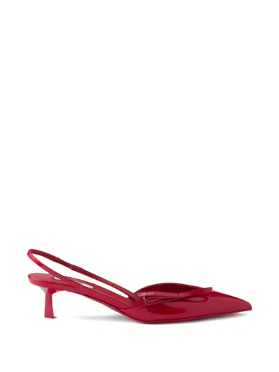 Prada Slingback-pumps Aus Lackleder In Red