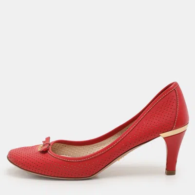 Pre-owned Prada Red Perforated Leather Bow Embellished Pumps Size 38.5