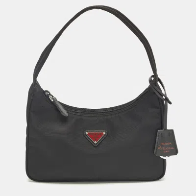 Pre-owned Prada Re-edition 2000 Black Nylon Shoulder Bag