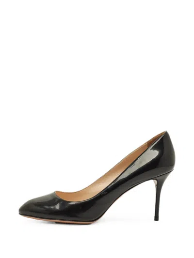 Pre-owned Prada Round Toe Pumps In Black