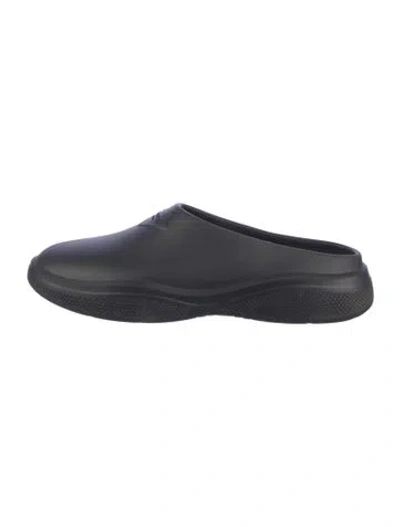 Pre-owned Prada Rubber Cutout Accent Slides In Black