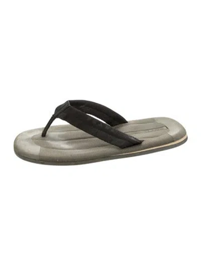 Pre-owned Prada Rubber Flip Flops In Multicolor