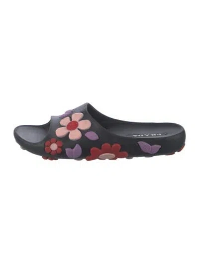 Pre-owned Prada Rubber Patterned Slides In Black