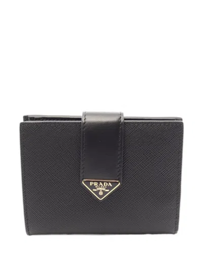 Pre-owned Prada Saffiano Leather Bi-fold Wallet In 黑色