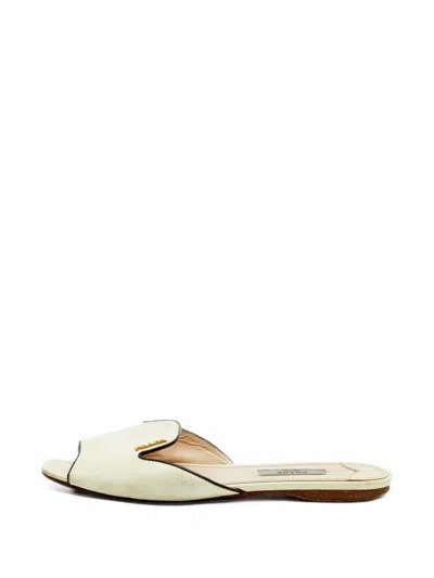 Pre-owned Prada Saffiano Leather Flat Sandals In Neutrals
