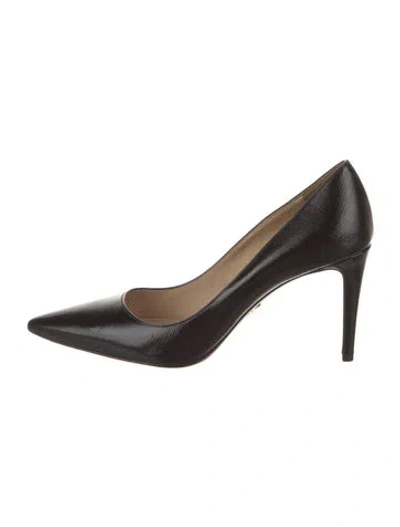 Pre-owned Prada Saffiano Leather Pumps In Black
