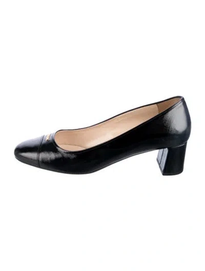 Pre-owned Prada Saffiano Leather Pumps In Black