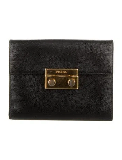 Pre-owned Prada Saffiano Lux Leather Wallet In Black