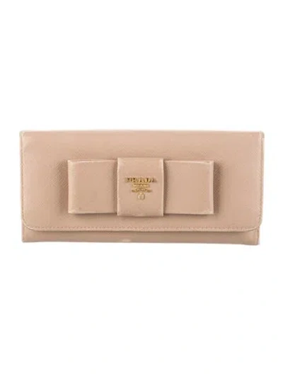 Pre-owned Prada Saffiano Lux Leather Wallet In Neutral