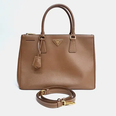 Pre-owned Prada Saffiano Luxe Tote And Shoulder Bag (1ba274) In Brown