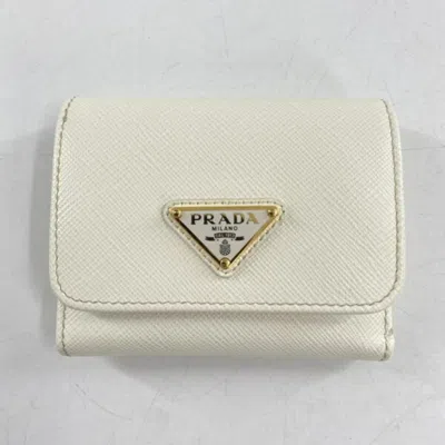 Pre-owned Prada Saffiano White Wallet (tri-fold) ()