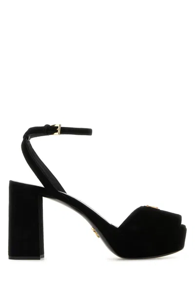 Prada Sandali In Pelle Scamosciata Nera  Donna