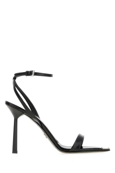 Prada Stylish Pointed Toe Sandals For Women In Black