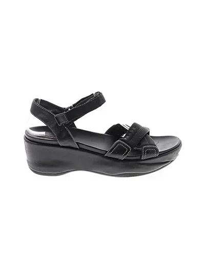 Pre-owned Prada Sandals In Black