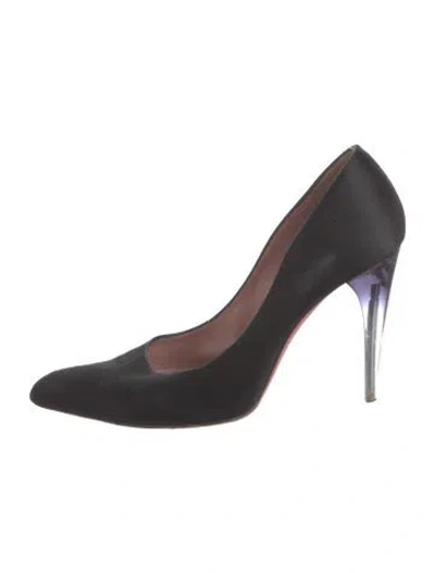 Pre-owned Prada Satin Pumps In Black