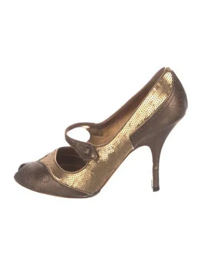 Pre-owned Prada Sequins Patterned Pumps In Gold
