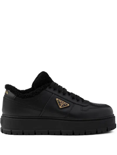 Prada Leather Sneakers In Schwarz