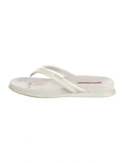 Pre-owned Prada Signature Logo Leather Flip Flops In White