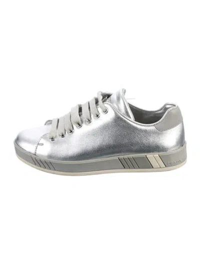 Pre-owned Prada Signature Logo Leather Sneakers In Metallic/silver