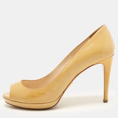 Pre-owned Prada Size 36 Beige Patent Leather Platform Peep Toe Pumps