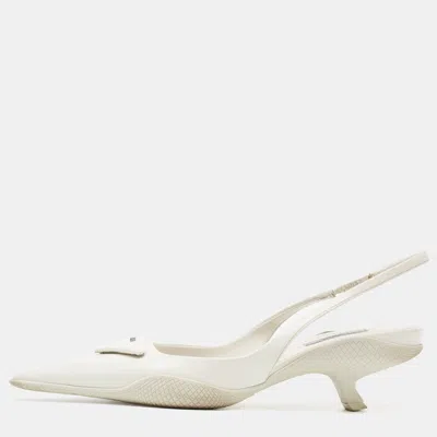 Pre-owned Prada Size 38 White Leather Bow Slingback Pumps