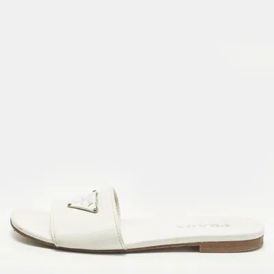 Pre-owned Prada Size 38 White Leather Triangle Logo Detai Flat Sandals