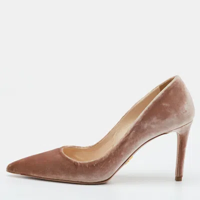 Pre-owned Prada Size 39 Blush Beige Velvet Pointed Toe Pumps In Sand