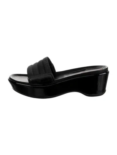 Pre-owned Prada Slides In Black