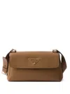Prada Kleine Schultertasche Aus Leder