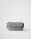 Prada Kleine Schultertasche Aus Leder In Granitgrau