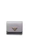 Prada Small Leather Wallet In Grau