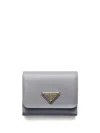 Prada Small Leather Wallet In Grau