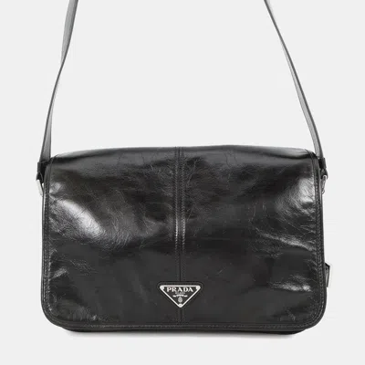 Pre-owned Prada Softlooks Shoulder Bag Black Leather