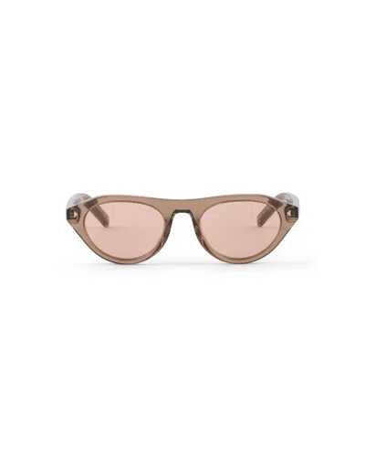 Prada Sonnenbrille Mit Ikonischem Metallplakette