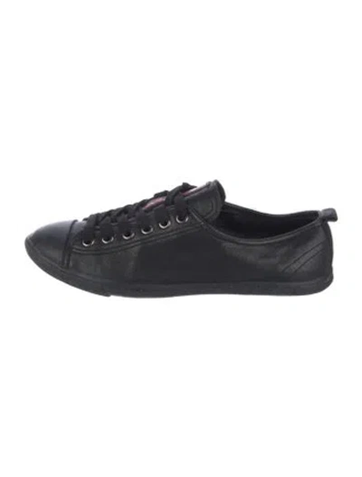 Pre-owned Prada Sport Smooth Leather Low-top Sneakers Sneakers In Black