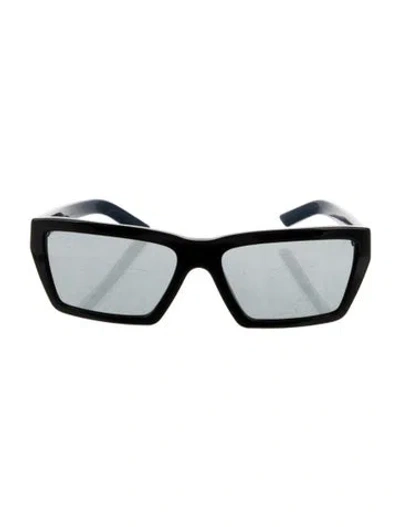 Pre-owned Prada Square Gradient Sunglasses In Black