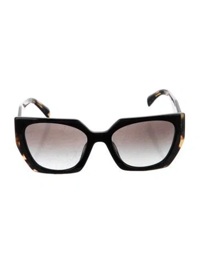 Pre-owned Prada Square Gradient Sunglasses In Black