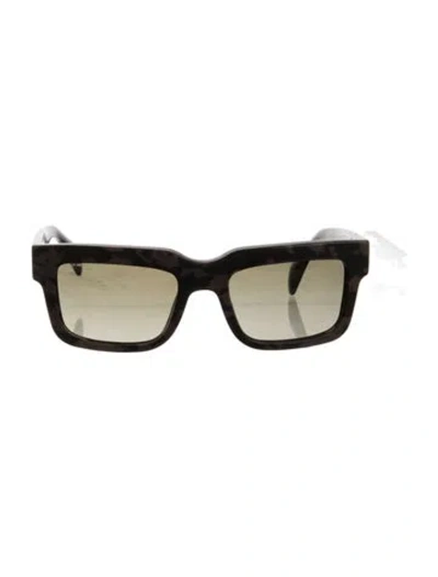 Pre-owned Prada Square Gradient Sunglasses In Black