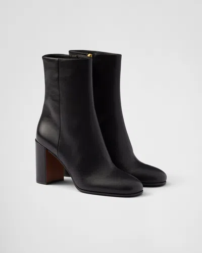 Prada Stiefeletten Aus Leder In Black