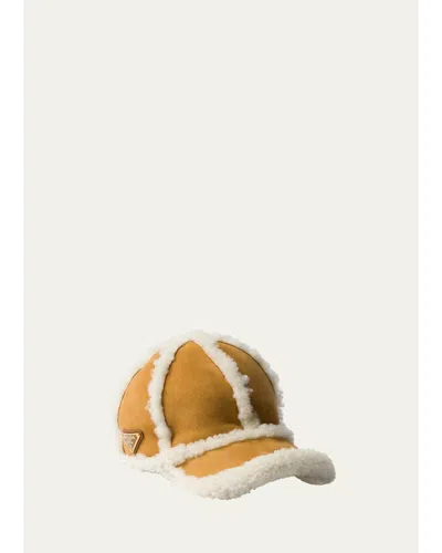 Prada Suede & Lamb Shearling Baseball Cap In Miele