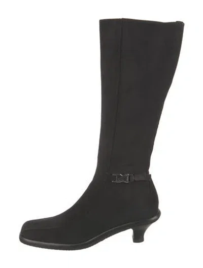 Pre-owned Prada Suede Boots In Black