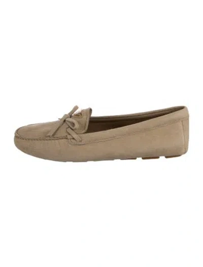 Pre-owned Prada Suede Bow Accents Loafers In Neutrals