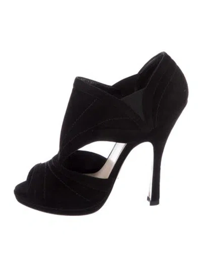 Pre-owned Prada Suede Cutout Accent D'orsay Pumps In Black