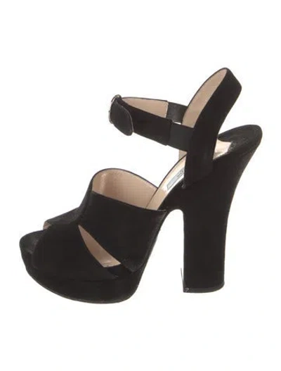Pre-owned Prada Suede Cutout Accent D'orsay Pumps In Black
