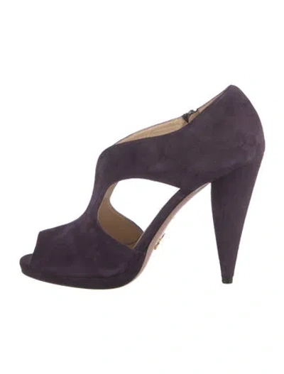 Pre-owned Prada Suede Cutout Accent D'orsay Pumps In Purple